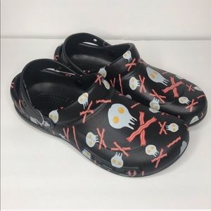 Crocs Bistro Graphic Clog Eggs Bacon Skull M 7 W 9
